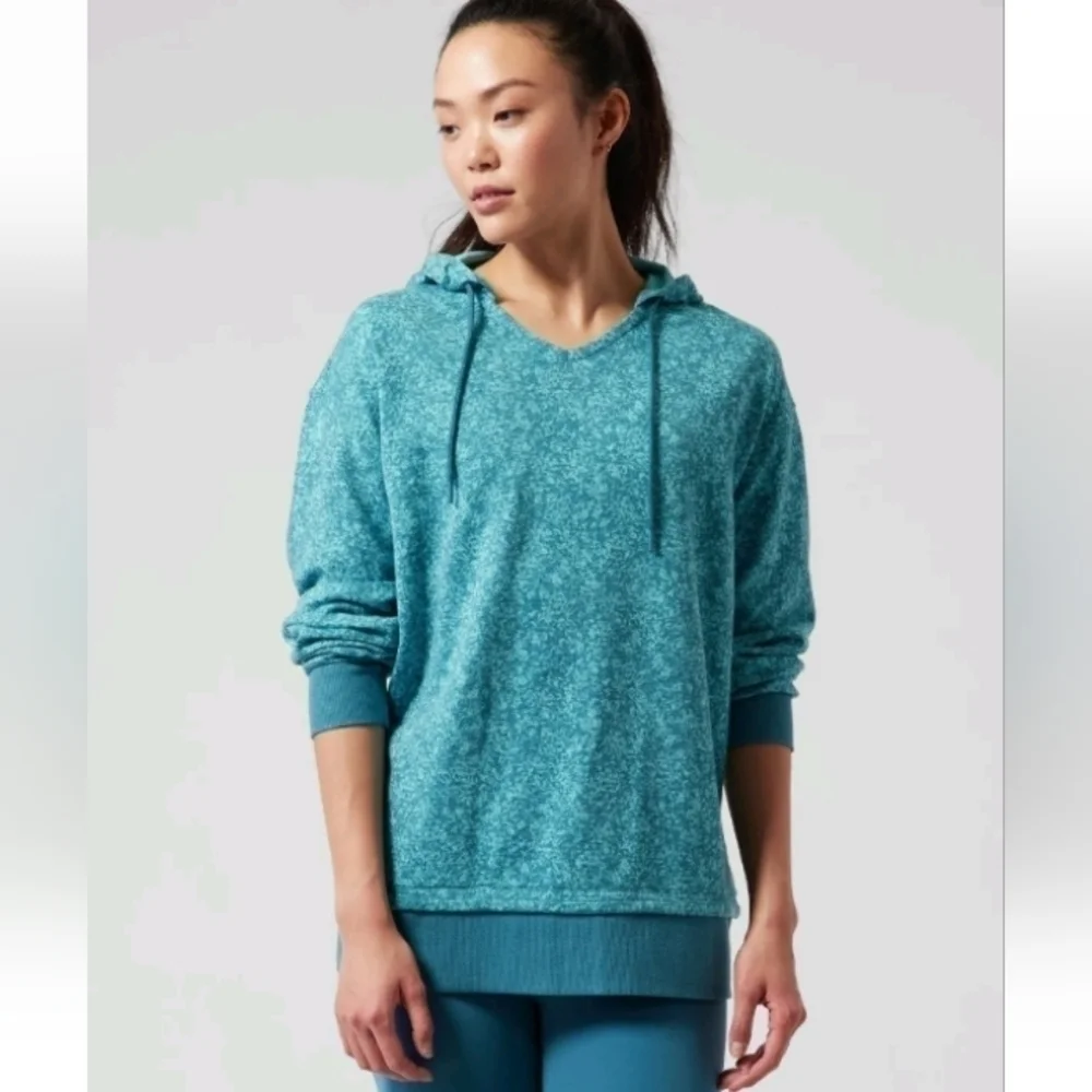 NWT Athleta Sundown Alliance Hoodie Flower Blue Texture Borealis sz S